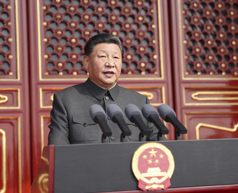 10月1日上午，慶祝中華人民共和國(guó)成立70周年大會(huì)在北京天安門(mén)廣場(chǎng)隆重舉行。中共中央總書(shū)記、國(guó)家主席、中央軍委主席習(xí)近平發(fā)表重要講話。